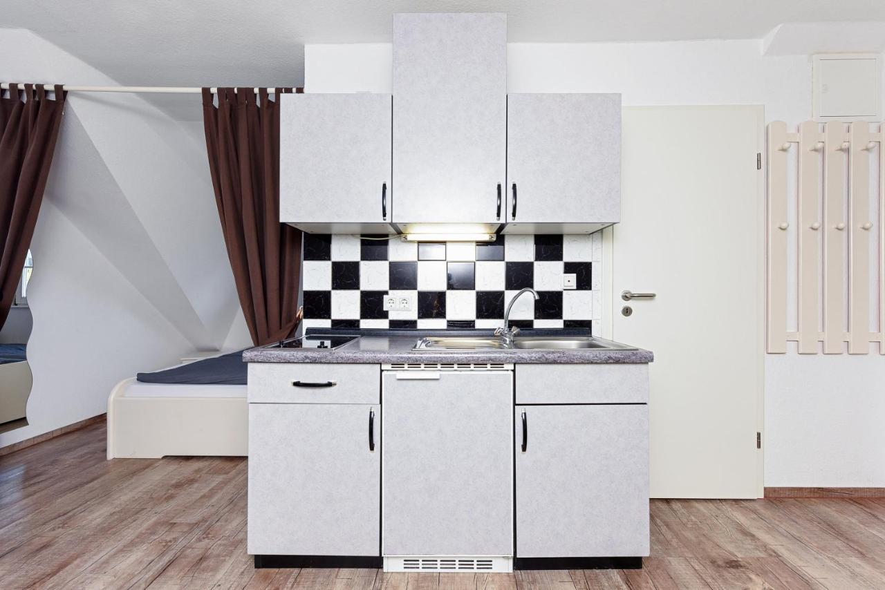 Ferienwohnungen Im Haus Friesische Weite シリヒ エクステリア 写真